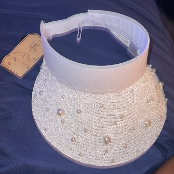 Twig & Arrow sunvisor - Picture 2 of 4